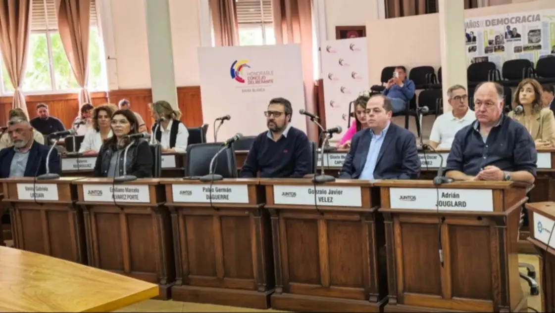 Bahía Blanca. Sesión caliente en el Concejo: suba de tasas, la instalación del 911 en Bahía y regulación de Uber