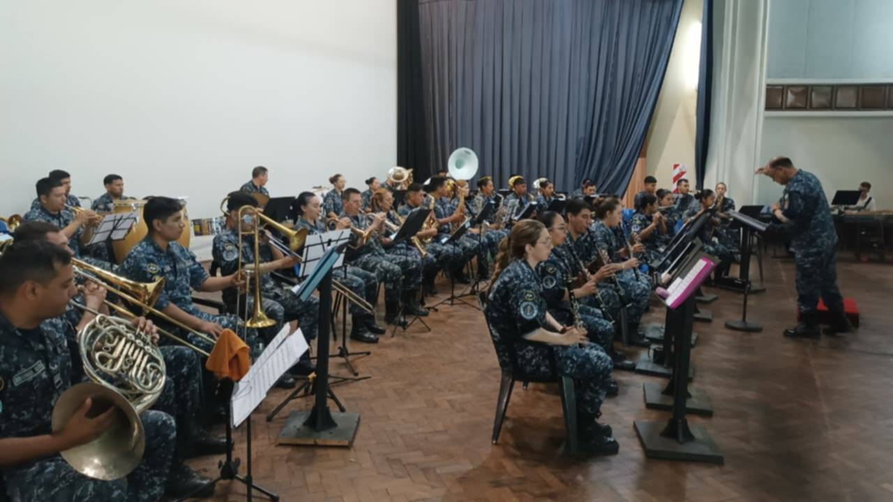 La Banda de Música de la Base Naval, desde adentro 