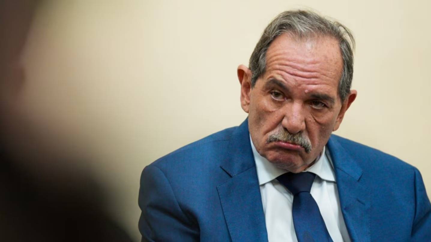 Internaron de urgencia a José Alperovich por una complicación en el intestino