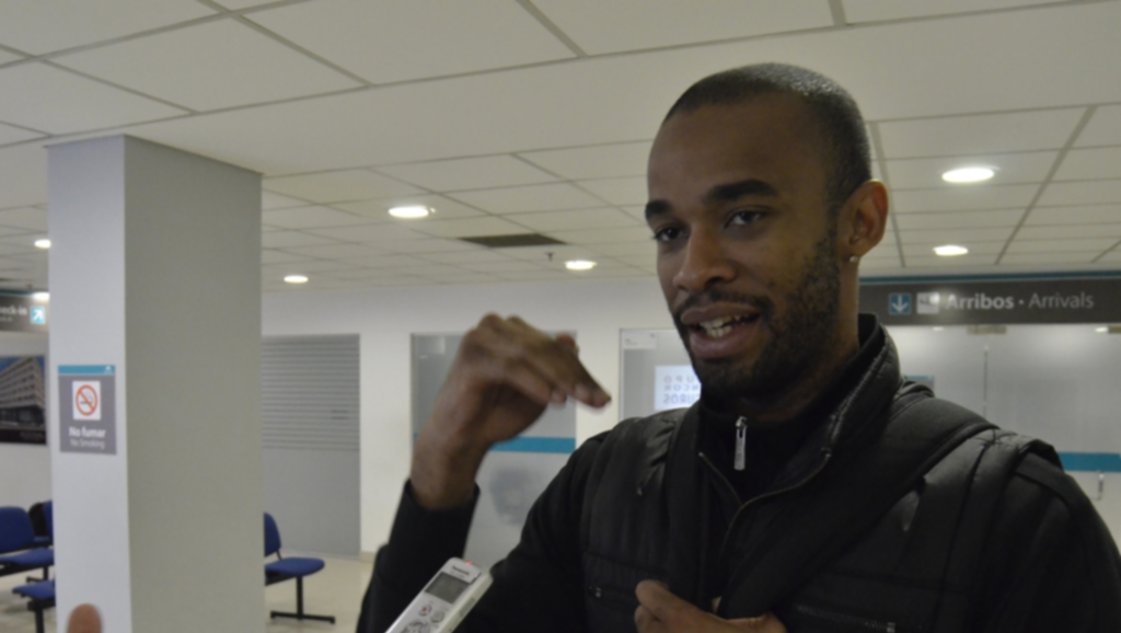 Jamaal Levy ya firmó el contrato que lo vinculará a Bahía Basket Jamaal Levy ya firmó el contrato que lo vinculará a Bahía Basket