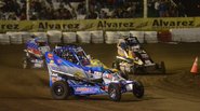 Esteban Mancini volvió a ganar y es el único líder del Estival de Midget 2015/16