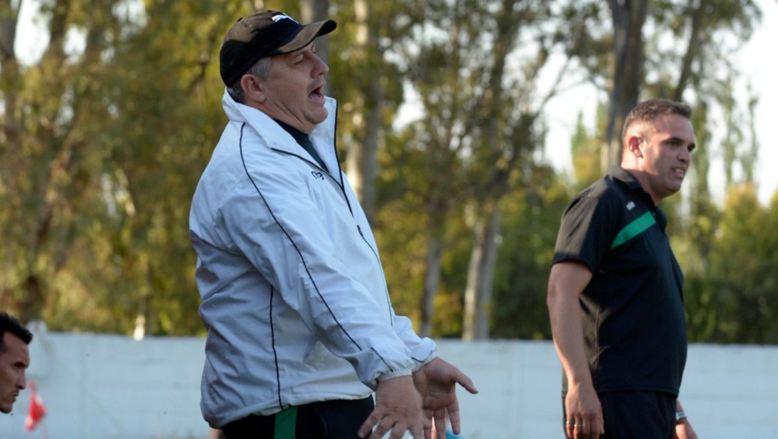 "Me dedicaré por un tiempo a mi salud, en Rosario" contó Priseajniuc, quien se alejará de Villa Mitre "Me dedicaré por un tiempo a mi salud, en Rosario" contó Priseajniuc, quien se alejará de Villa Mitre