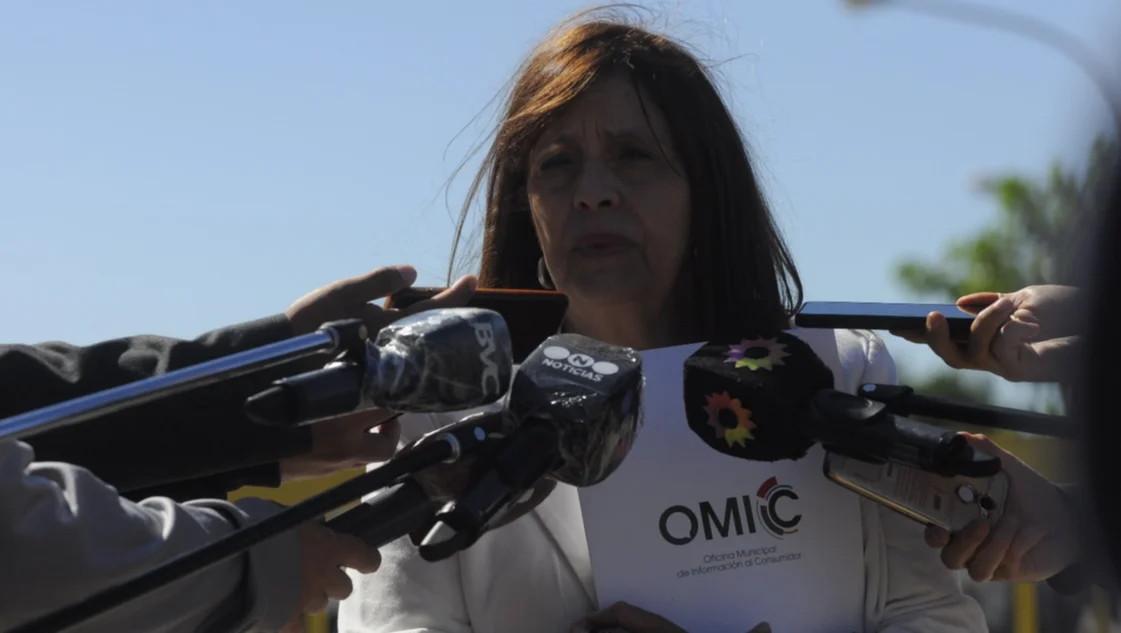 La titular de la OMIC presentó ante ABSA los reclamos de los usuarios bahienses
