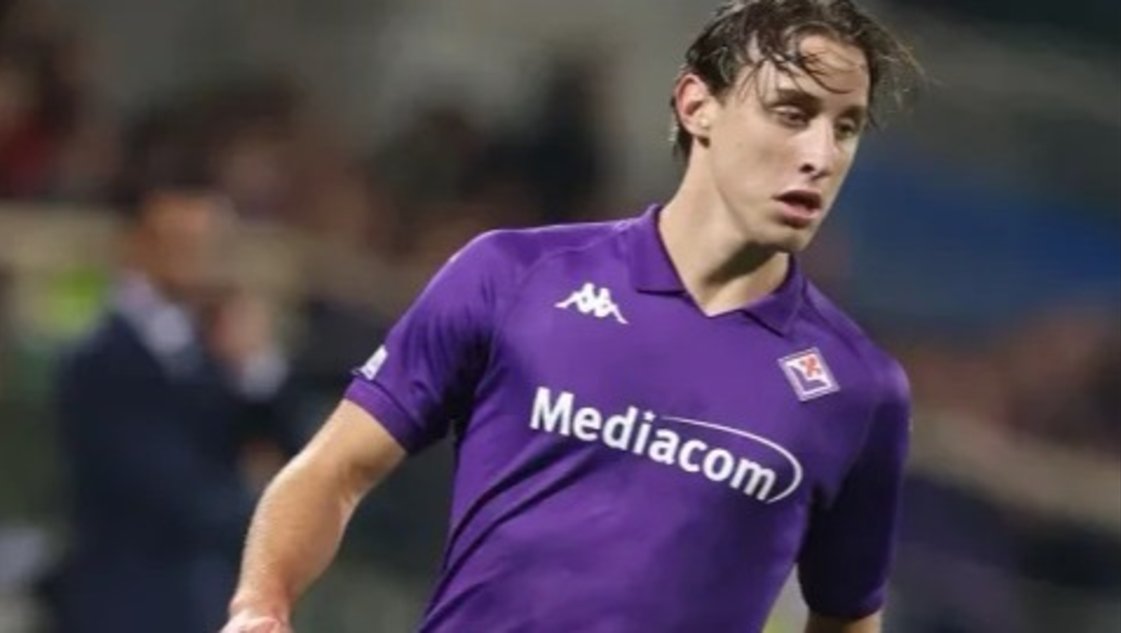 Preocupación en el fútbol italiano: un jugador de 22 años se desmayó en el campo de juego