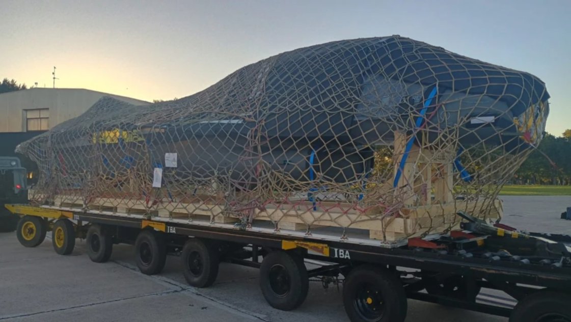 Llegó el fuselaje del primer avión F-16 para la Fuerza Aérea Argentina Llegó el fuselaje del primer avión F-16 para la Fuerza Aérea Argentina