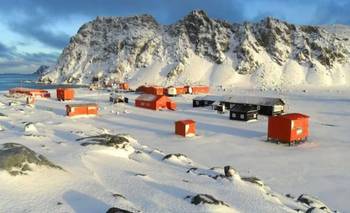 Fueron a la Antártida, quedaron varados y no saben cuándo vuelven
