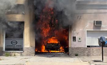 Deberán demoler el taller mecánico que se incendió en el centro