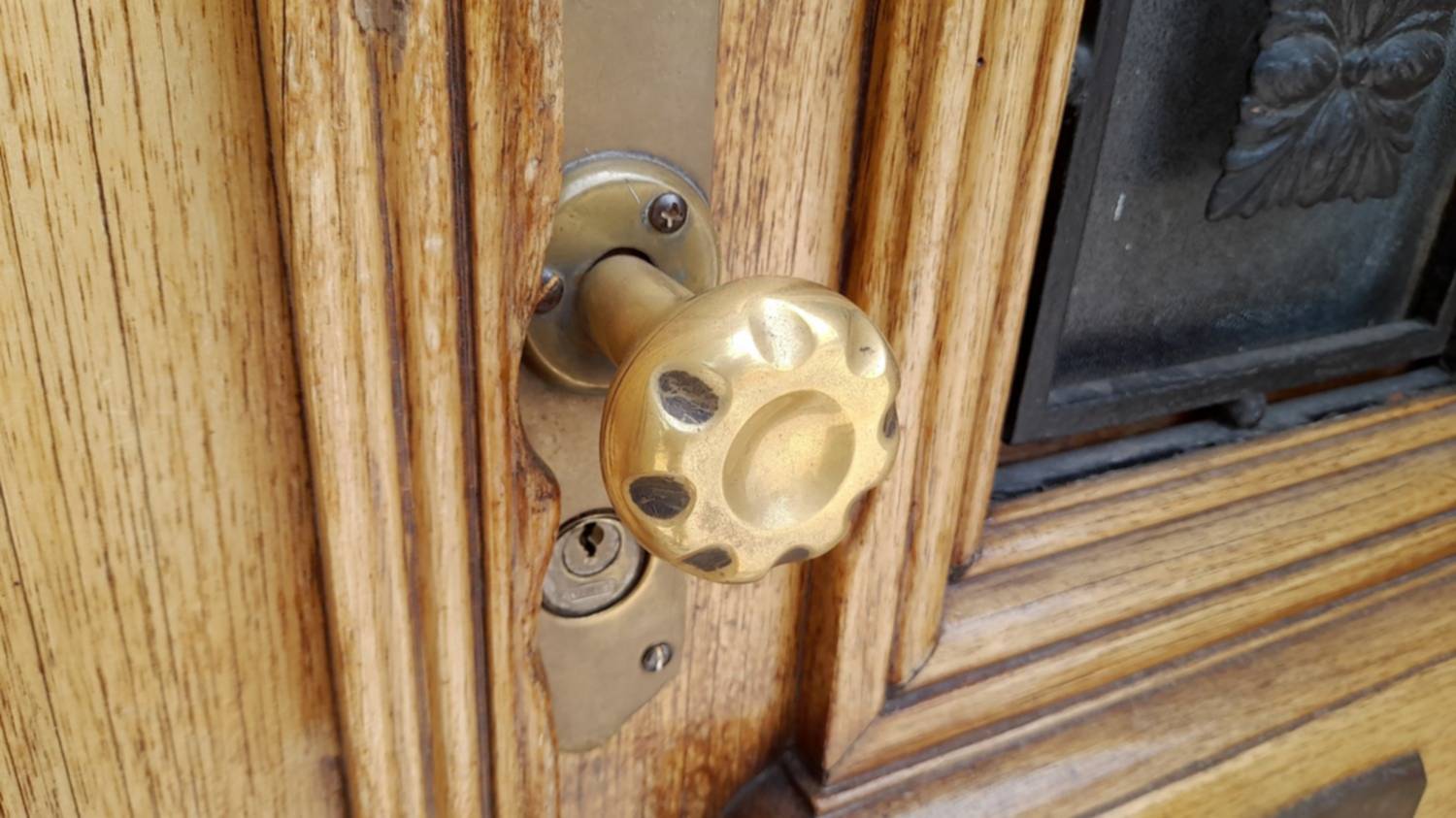 Calle Donado, la agencia Ford, el mercado tan querido, la esquina de las mejores masas