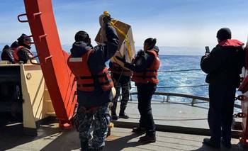 El rompehielos Almirante Irízar colabora con una investigación oceanográfica internacional