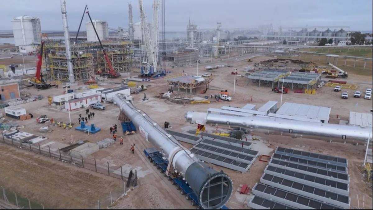 Bahía se consolida como polo energético: Mega avanza con su ampliación