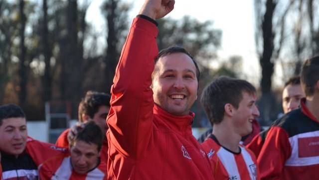 Se fue un DT de la casa y viene otro: “Siempre es un honor volver a Sansinena”