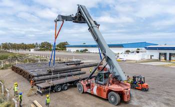 La disputa por los caños del GNL reabre el debate sobre  la competitividad industrial 