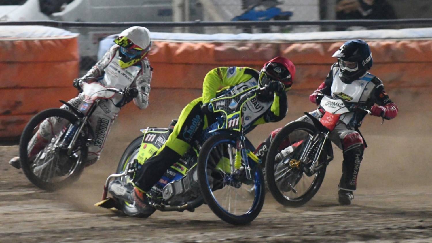 Con dos ucranianos, un inglés y la legión argentina, empieza el Internacional de Speedway