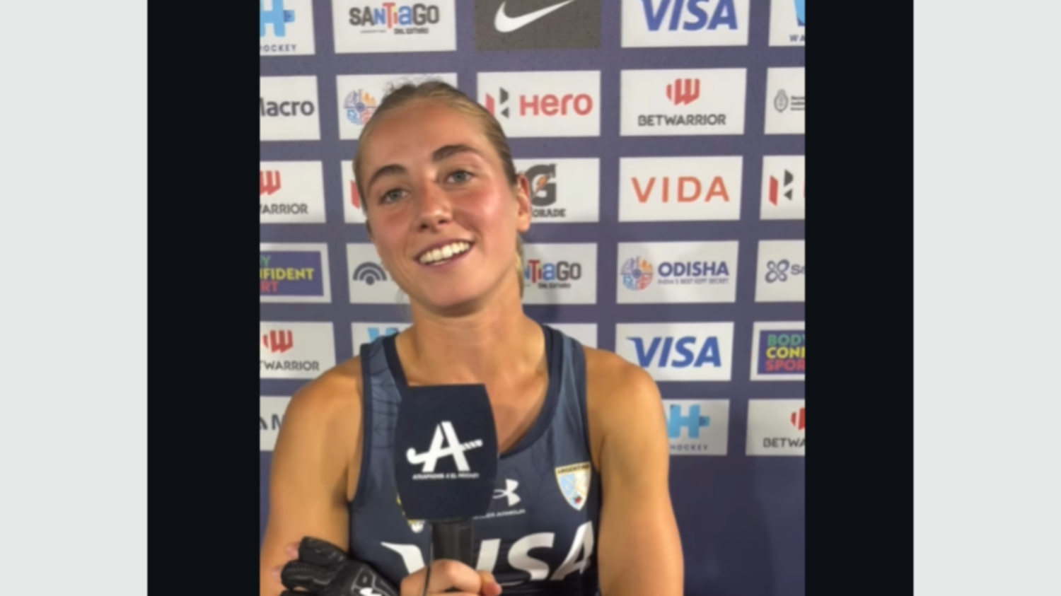 Otra bahiense debutó en Las Leonas, en el empate con bonus ante Alemania