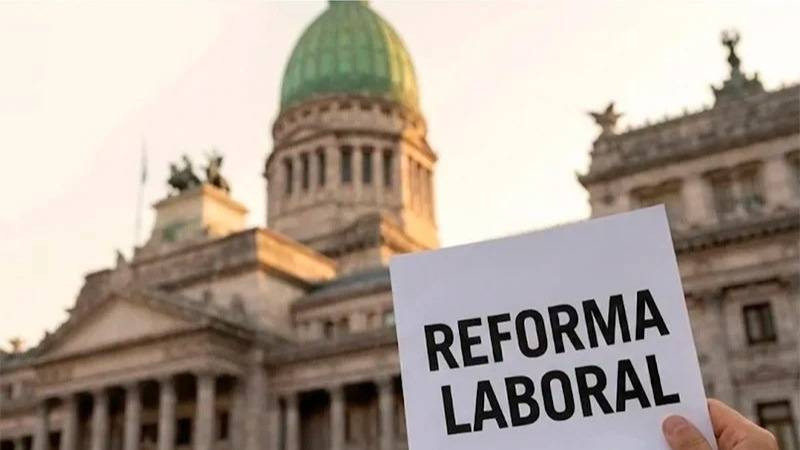 Bullrich fijó un plazo para sancionar la reforma laboral: "Antes de fin de año"