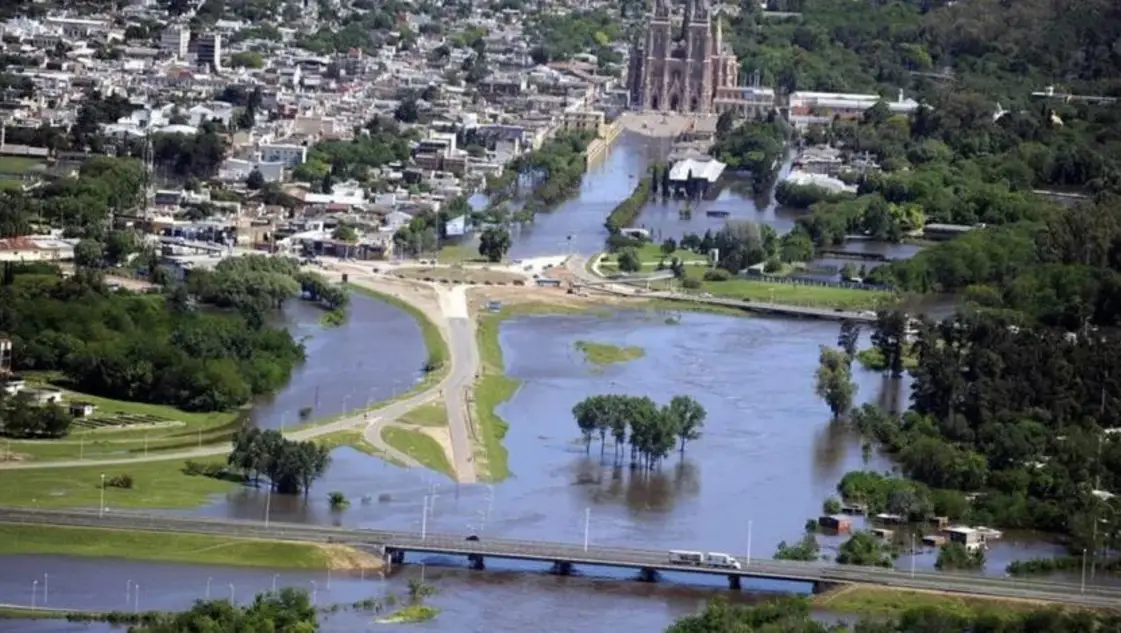 Confirman la presencia de viagra, paracetamol e ibuprofeno en el Río de la Plata
