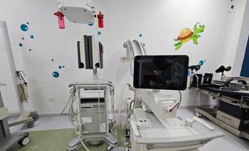 La Provincia entregó un tomógrafo y más equipamiento al Hospital Penna