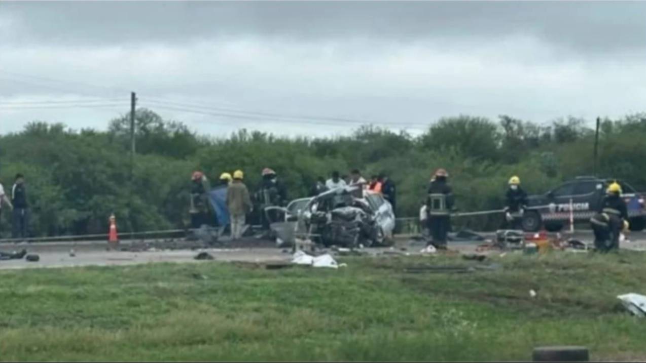 Tragedia en la Ruta 9: un choque frontal dejó al menos cinco muertos en Santiago del Estero