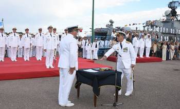 Asumió el nuevo comandante de Adiestramiento y Alistamiento de la Armada